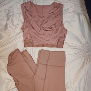 Fabletics Workout Set